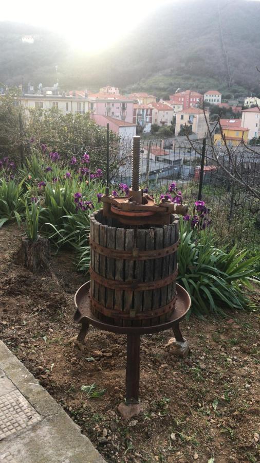 Appartamento Libeccio Finale Ligure Exterior foto